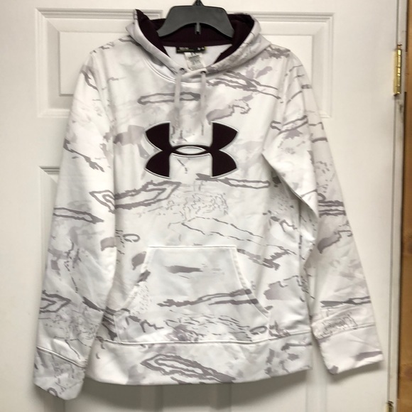 Under Armour Other - Under Armor hoodie.